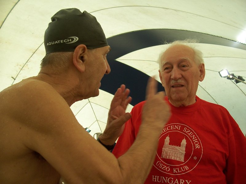 100_1946.jpg