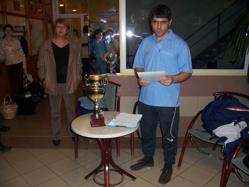 100_2001.jpg